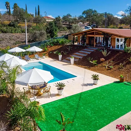 Design In With Private Pool البوفيرا