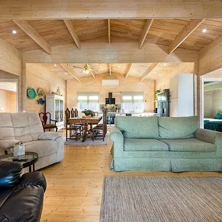 Design In With Private Pool Chalet *