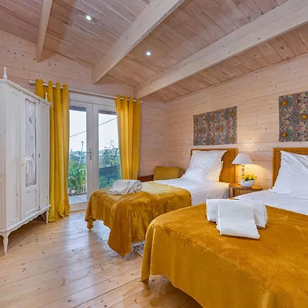 Design In With Private Pool Chalet